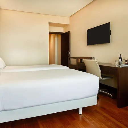 Hotel Nh Plaza De Armas Siviglia