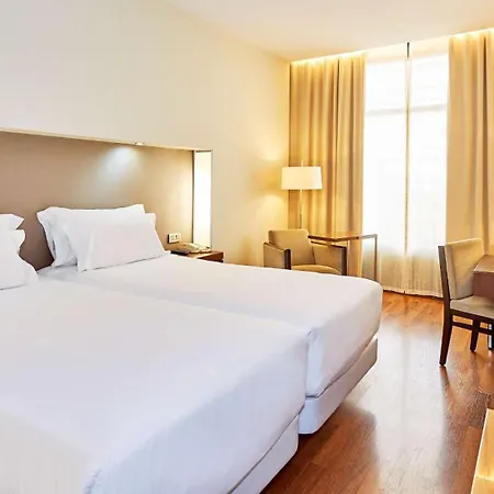 Nh Plaza De Armas 4* Siviglia