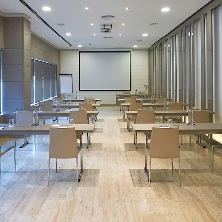 Nh Plaza De Armas 4* Siviglia