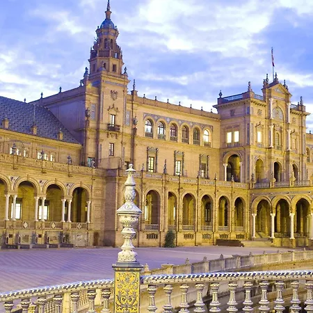 Hotel Nh Plaza De Armas Sevilla