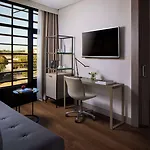 Hotell Nh Plaza De Armas 4*